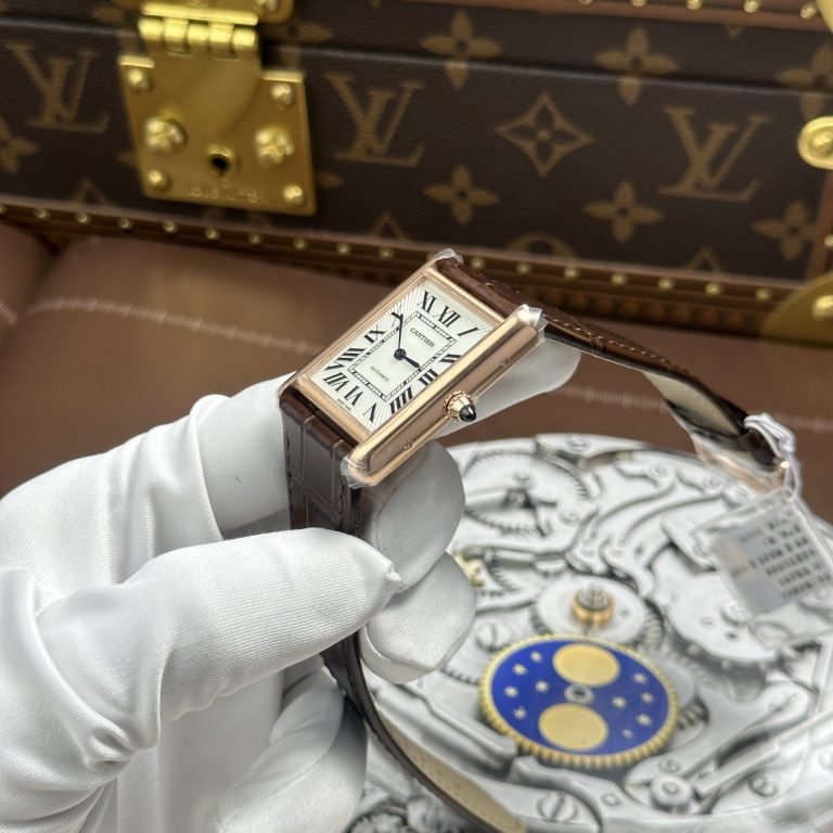 Cartier Tank Louis Fake Watches White Dial Case Rose Gold 27.8×38.1mm