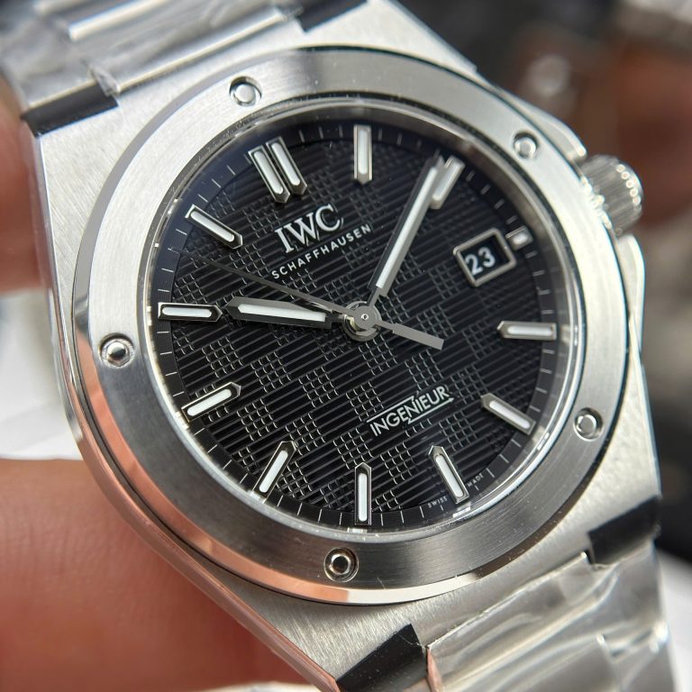 IWC Ingenieur Super Clone Watches Black Dial Stainless Steel V7 Factory 40mm