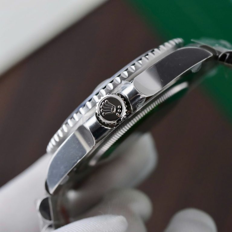 Rolex-Replica-11-GMT-Master-II-126710BLNR-Batgirl