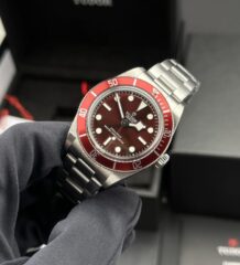 Tudor Black Bay Fifty Eight Imitation Watches Red Burgundy Dial Oyster Strap ZF Factory 39mm