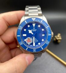 Tudor Pelagos Replica Watches Case Titanium Blue Dial ZF Factory 42mm