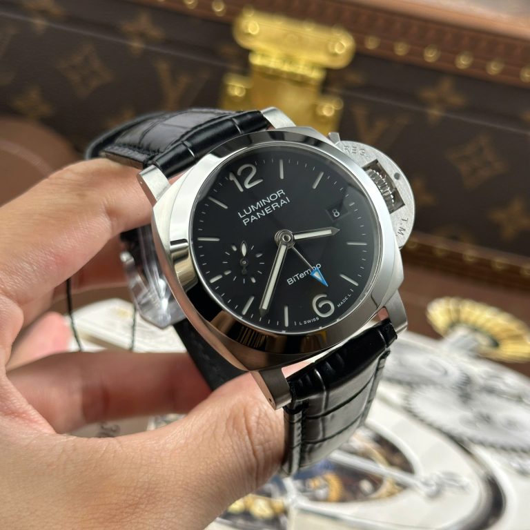 Panerai Luminor Quaranta PAM1365 Imitation Watches Black Dial Leather Strap VS Factory 40mm