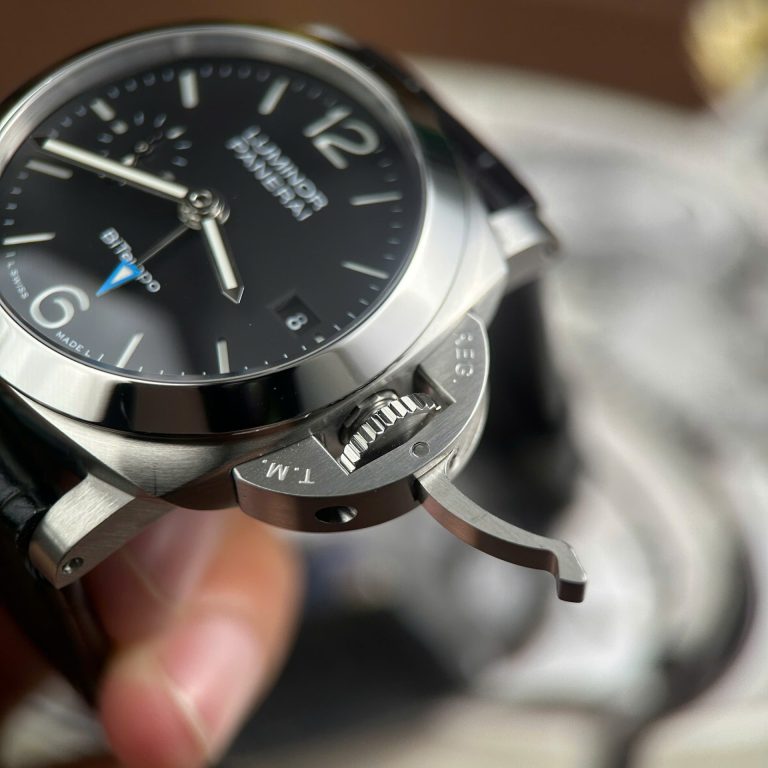 Panerai Luminor Quaranta PAM1365 Imitation Watches Black Dial Leather Strap VS Factory 40mm