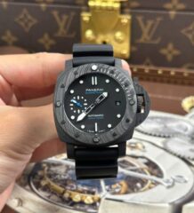Panerai Submersible Carbotech PAM02231 Luxury Fake Watches Black Dial Automatic Movement VS Factory 42mm