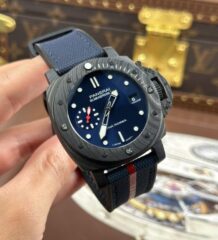 Panerai Submersible Luna Rossa Carbotech PAM01563 Replica Watches Blue Dial Automatic Movement VS Factory 42mm