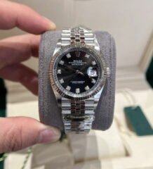 Rolex DateJust Replica Watch Black Dial Rhinestone Hours Clean Factory 36mm