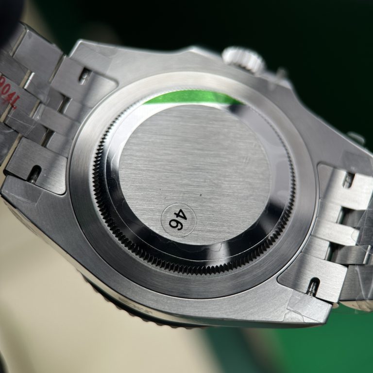 Rolex GMT-Master II Pepsi Replica Watches Black Dial Jubilee Strap VS Factory 40mm - Image 9
