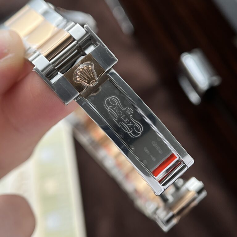 Rolex Yacht-Master 126621 Replica Watch Dial Chocolate Clean Factory 40mm - Image 8